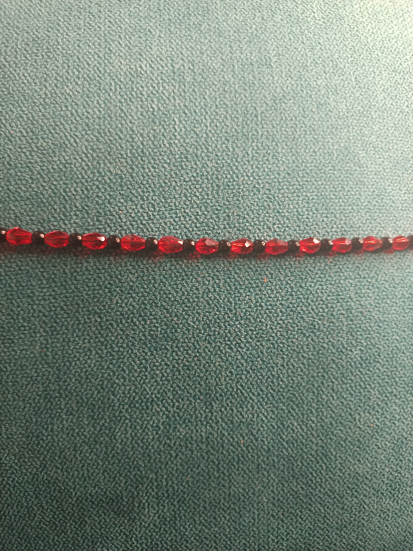 Chaine de taille "Jeane Mas" rouge et noire, bine bine, baya (XL AU XXXL)