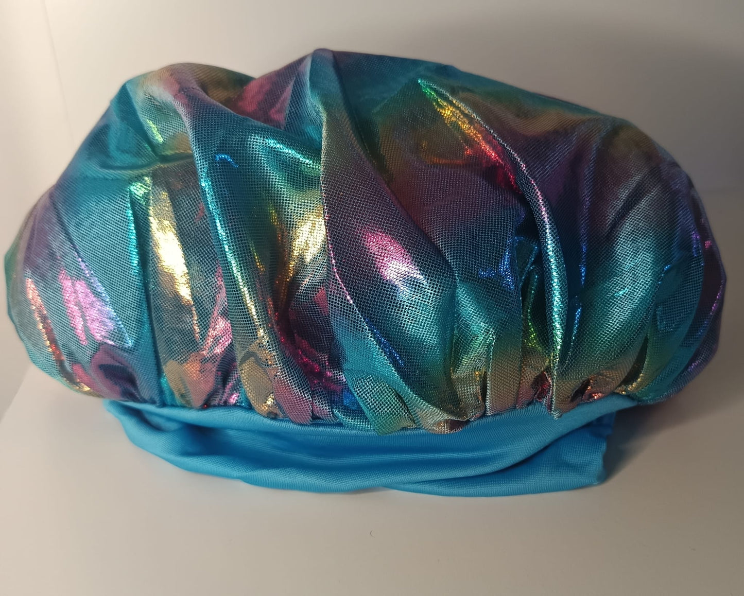 Bonnet en satin "bleu et multicolore"