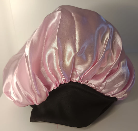 Bonnet en satin "rose bébé"
