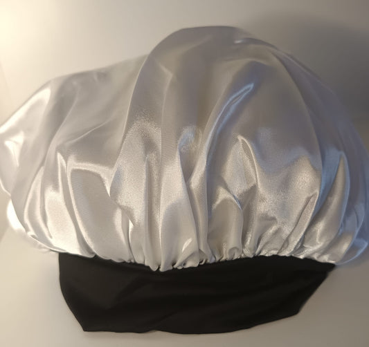 bonnet en satin "blanc et noir"